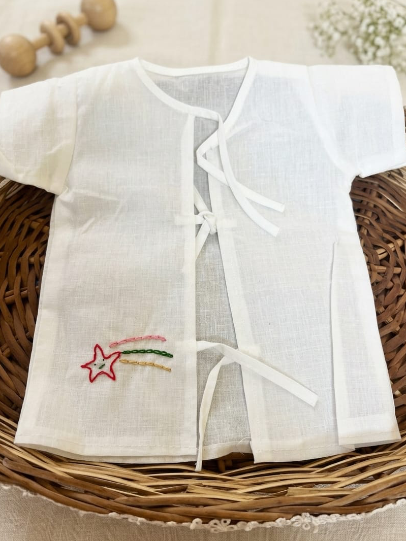 Newborn Kettudup/Jablas with small embroidery and lace details(pack of 5)