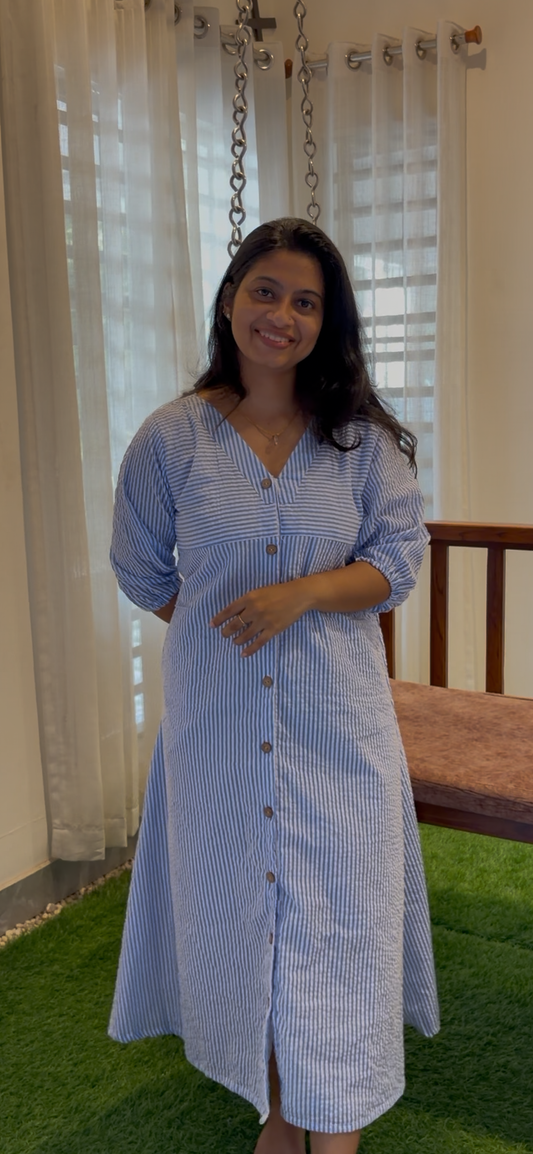DS153 Full open blue seersucker stripe dress