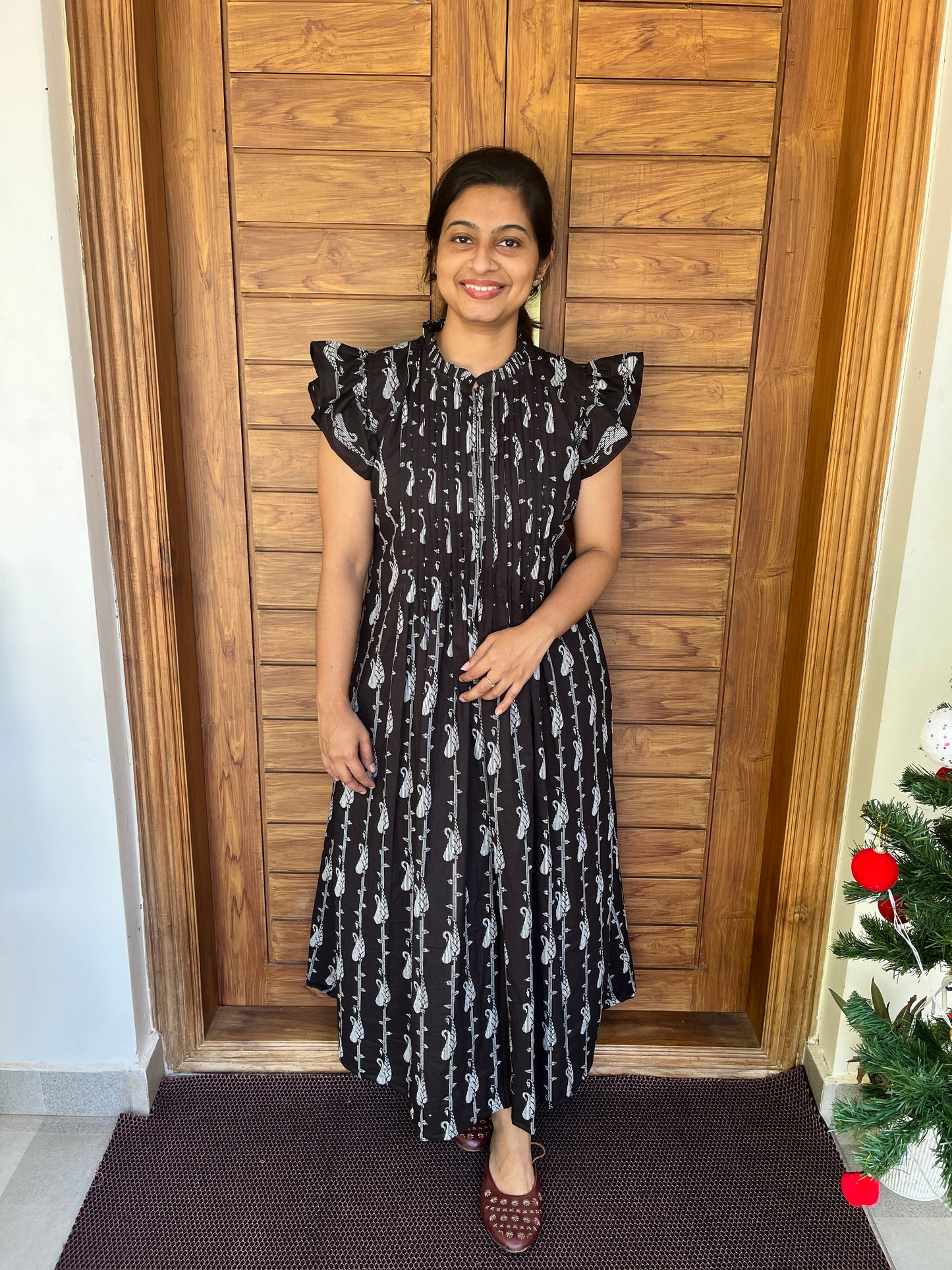 DS80 Black pintuck dress with neck frills