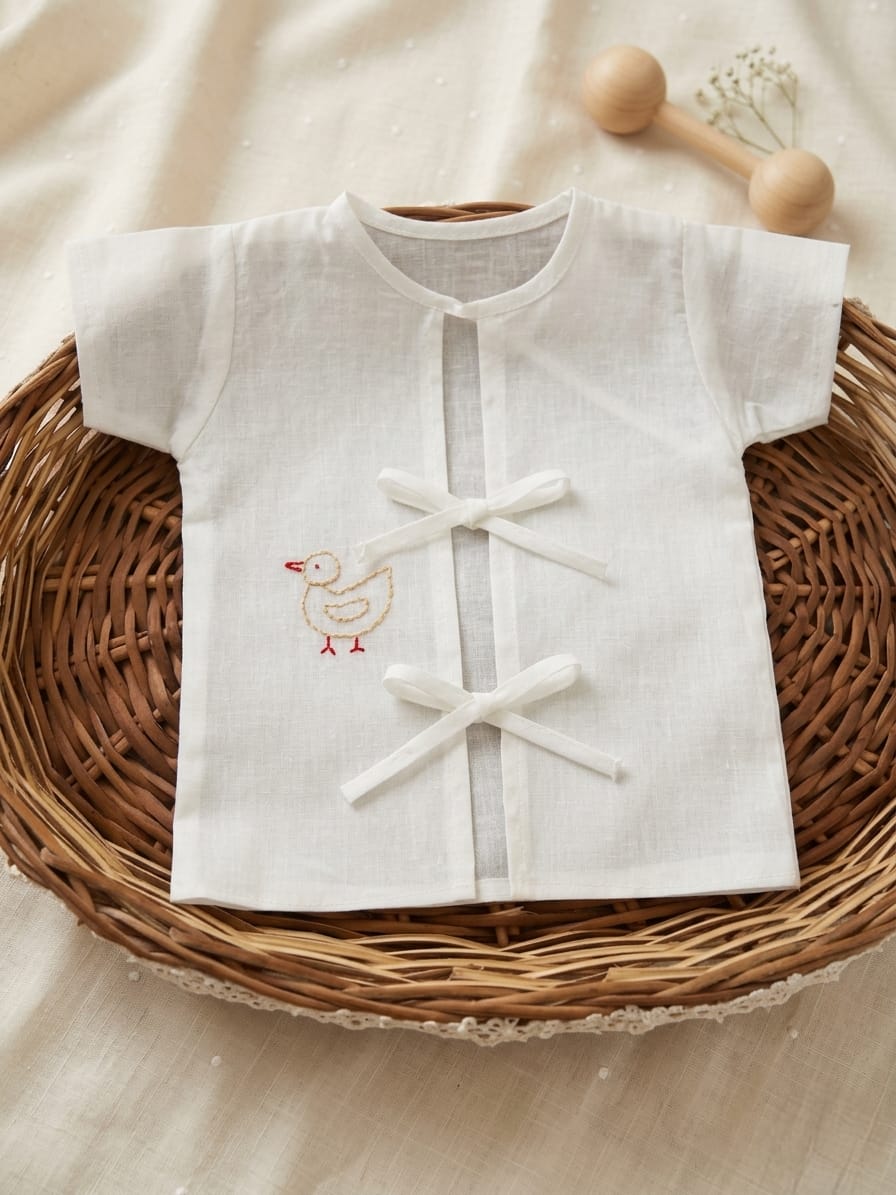 Newborn Kettudup/Jablas with small embroidery and lace details(pack of 5)