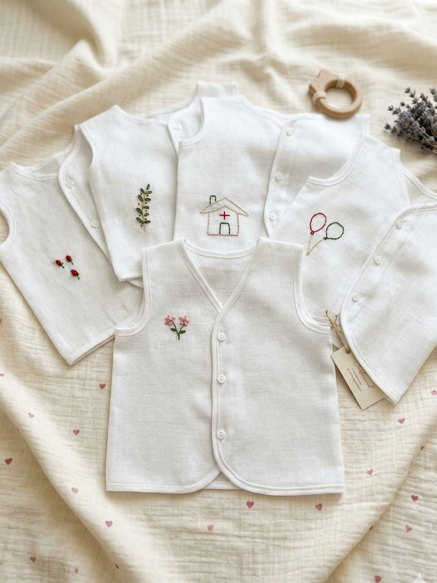 Newborn Jablas with front open buttons and embroidery highlights (Pack of 5)