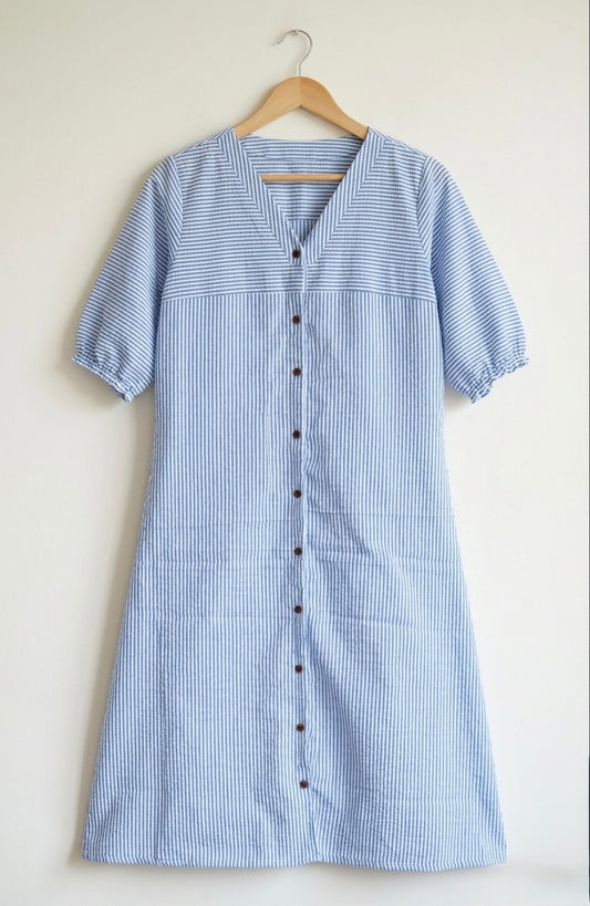 DS153 Full open blue seersucker stripe dress