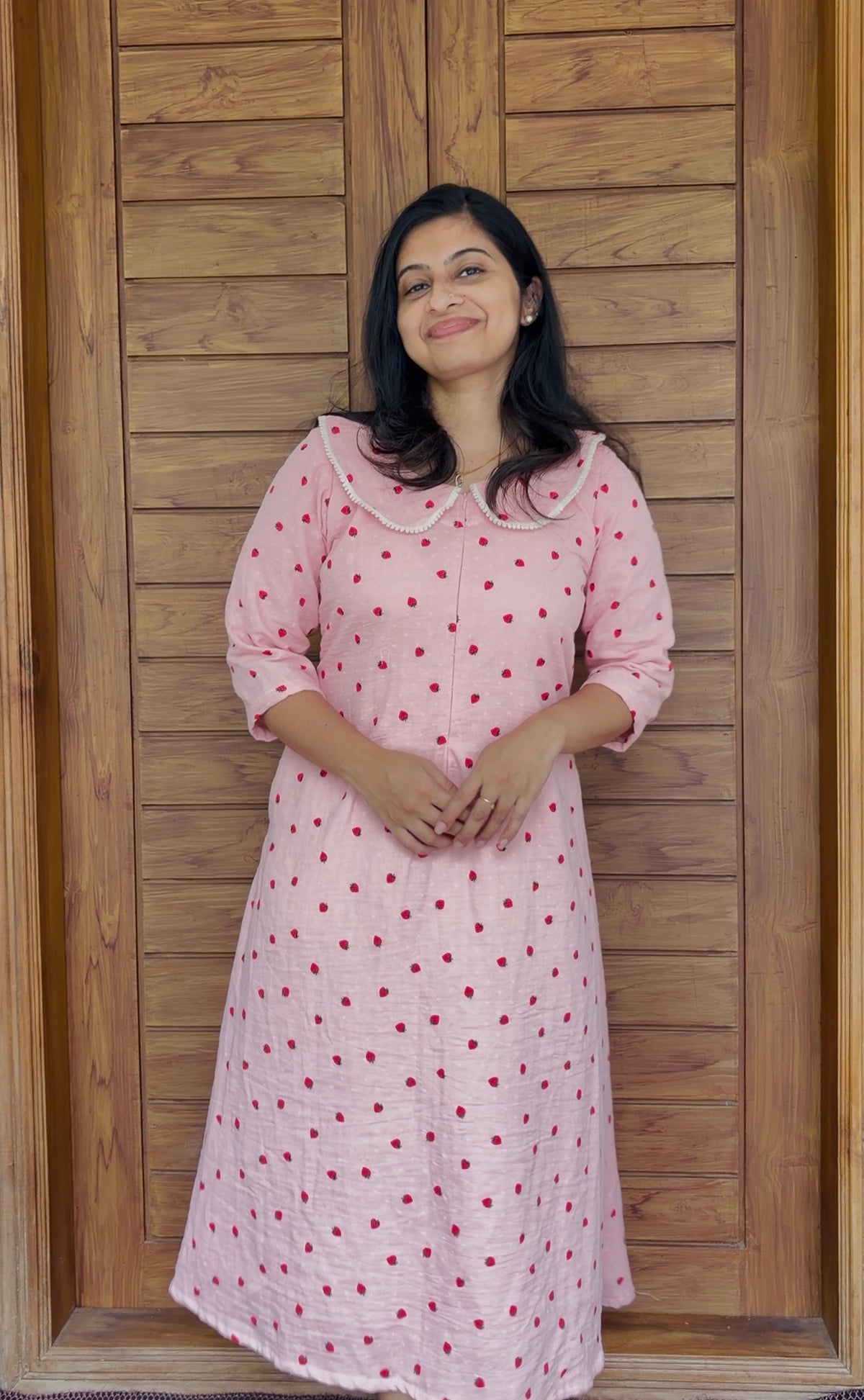 DS204 Peter pan collar dress on peach double gauze muslin fabric
